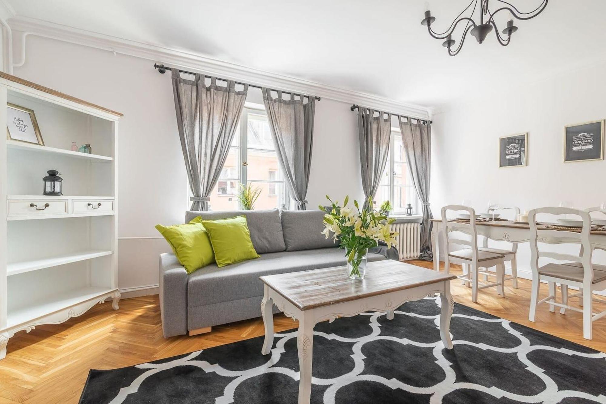 Senatorska 7 By Noclegi Renters Warszawa Eksteriør billede